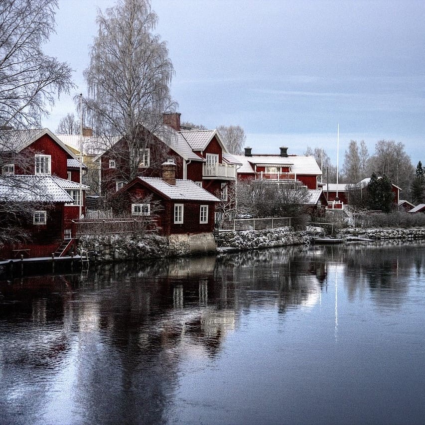 Swedish to English and English to Swedish language translations