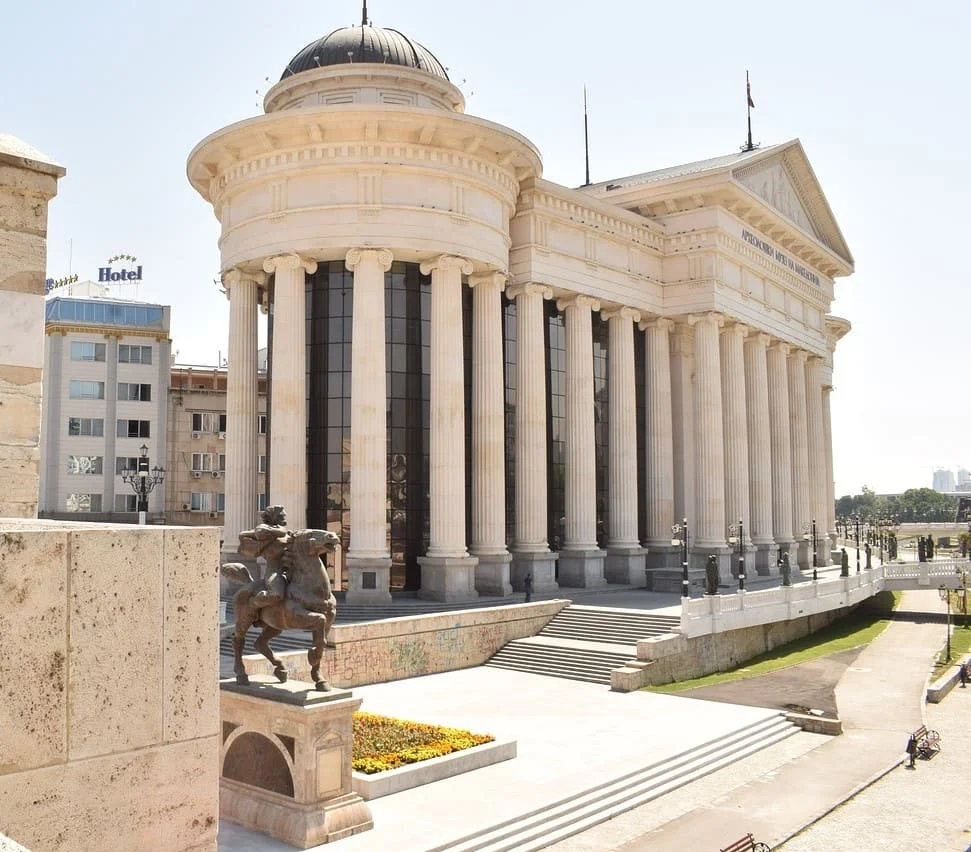 Macedonian language Info