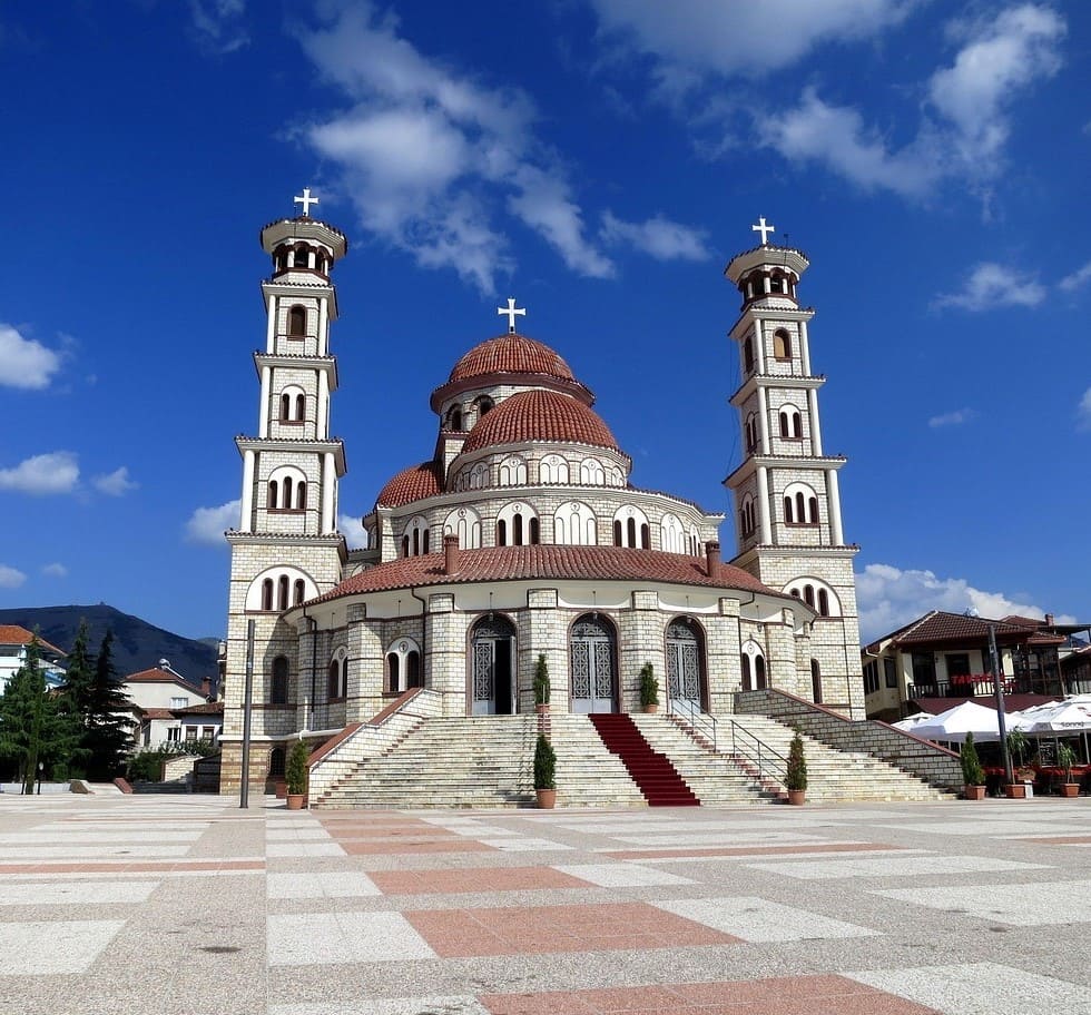 Albanian to English and English to Albanian translations