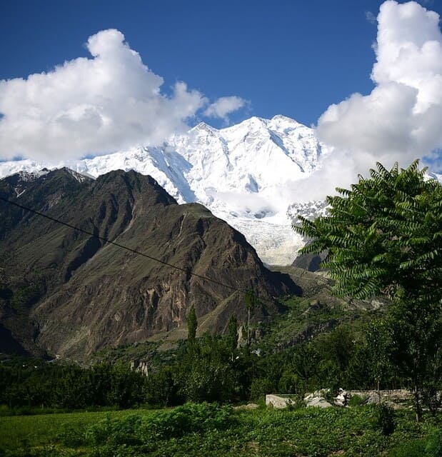 Pashto language translation of PoliLingua