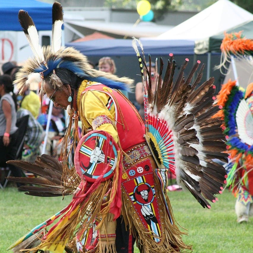 Arapaho translations of PoliLingua