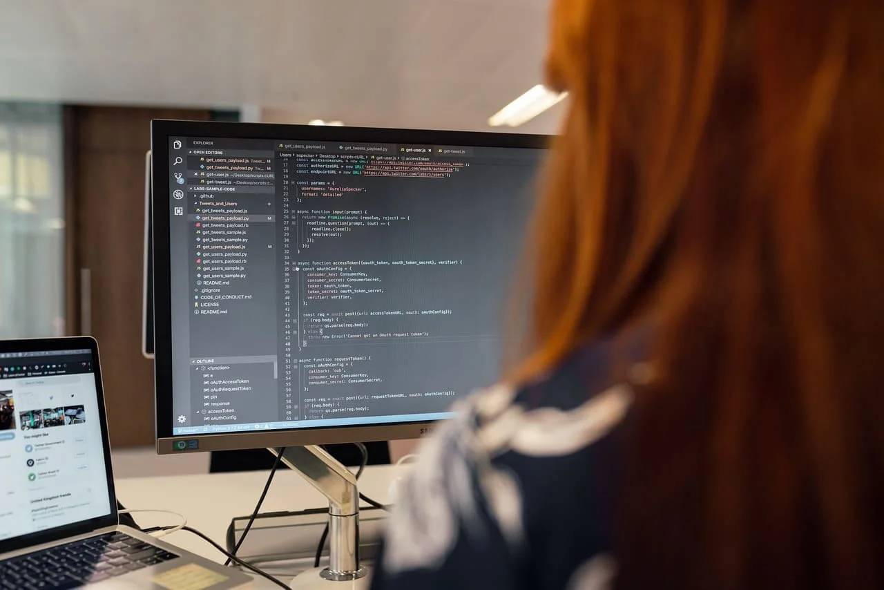 A Complete Guide to Software Localization: Challenges and Tips