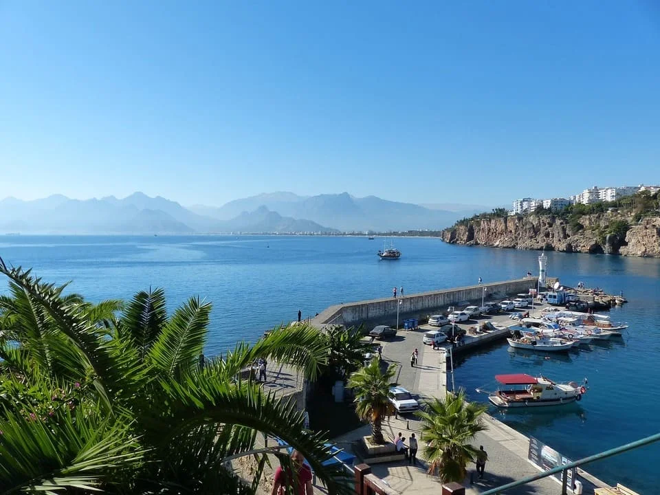 How Translations Enhance Turkish Hospitality Experiences