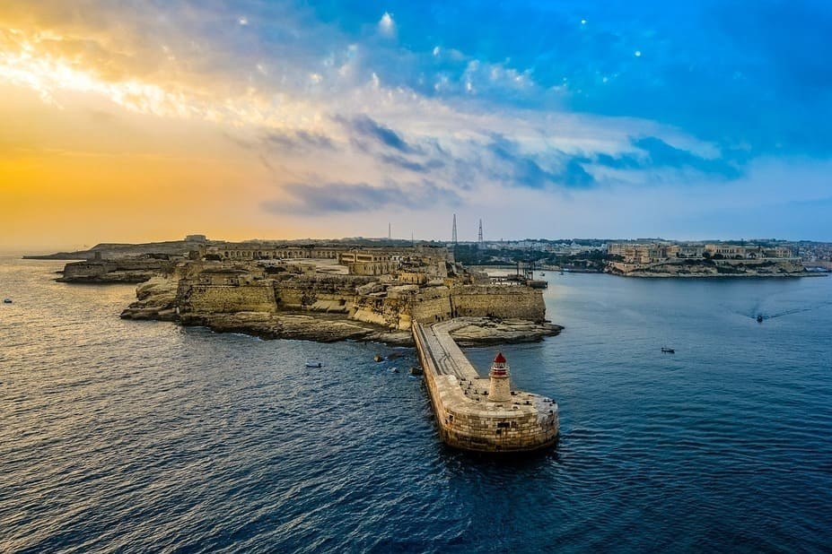 Maltese and English - Explore the Native and Main Languages of Malta